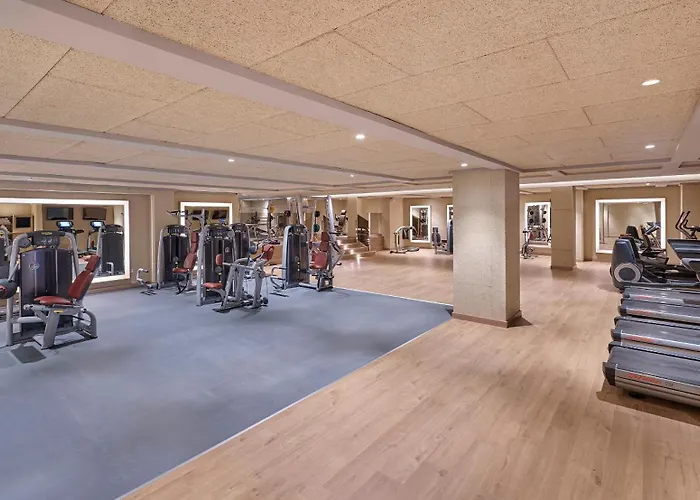 Szálloda Grand Hyatt Club Golf & 5*