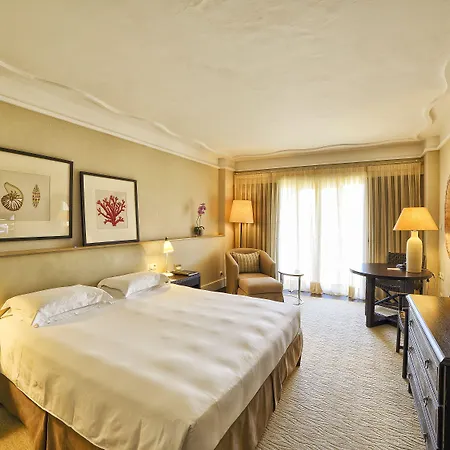 Grand Hyatt Club Golf & Ξενοδοχείο 5*