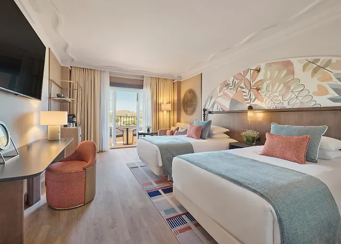 Grand Hyatt Club Golf & Hotel