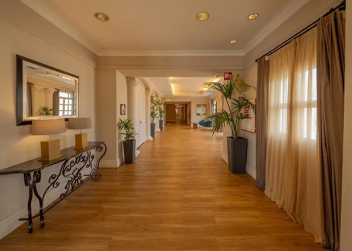 Hotel Grand Hyatt Club Golf & 5*