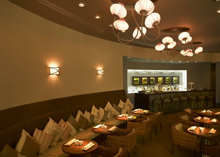 Grand Hyatt Club Golf & מלון