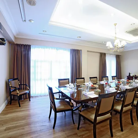 Hotell Grand Hyatt Club Golf&spa