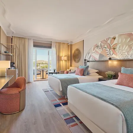 Grand Hyatt Club Golf & Hotel