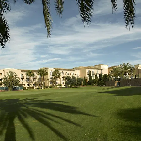 Hotell Grand Hyatt Club Golf&spa 5*