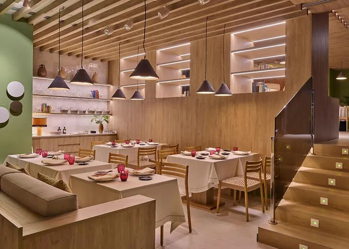 Grand Hyatt Club Golf & Hotel